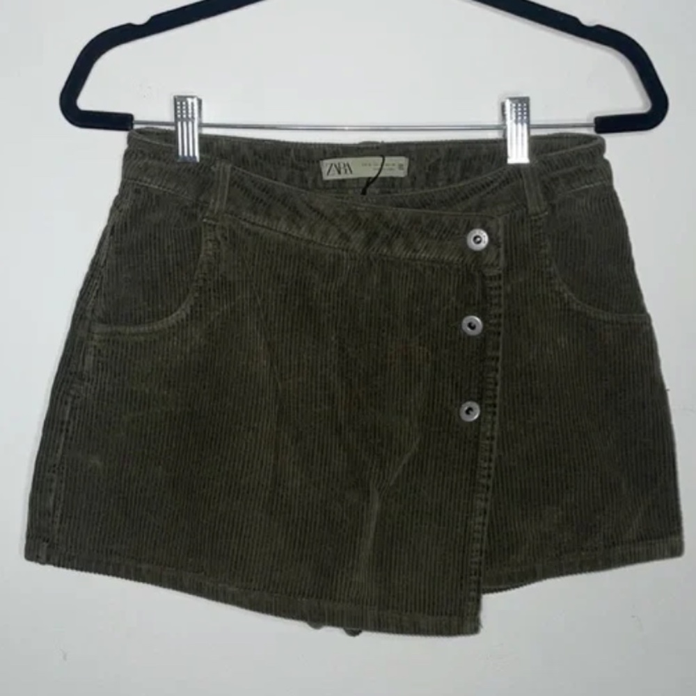 NWOT Zara Cozy Courderoy mini Skort - Picture 5 of 6